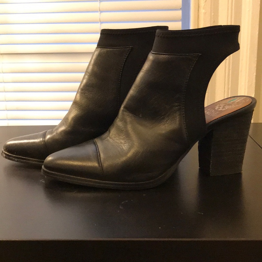 3” Vince Camuto black pointed toe ankle boots